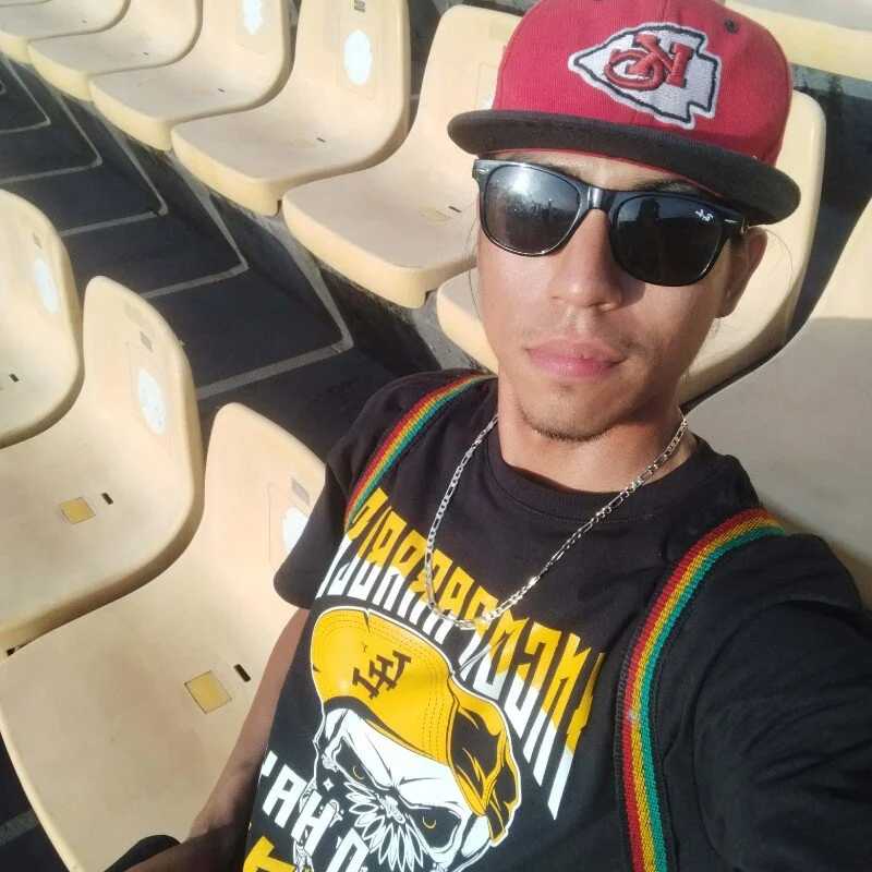 AlexAlejandro27 — FansOnlyX creator profile