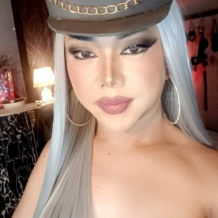 krystallVersace — FansOnlyX creator profile