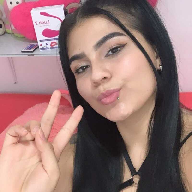 melany-diaz — FansOnlyX creator profile