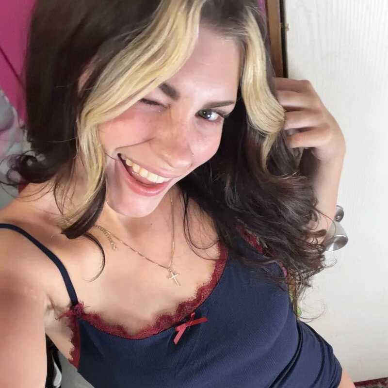 rileybellee — FansOnlyX creator profile