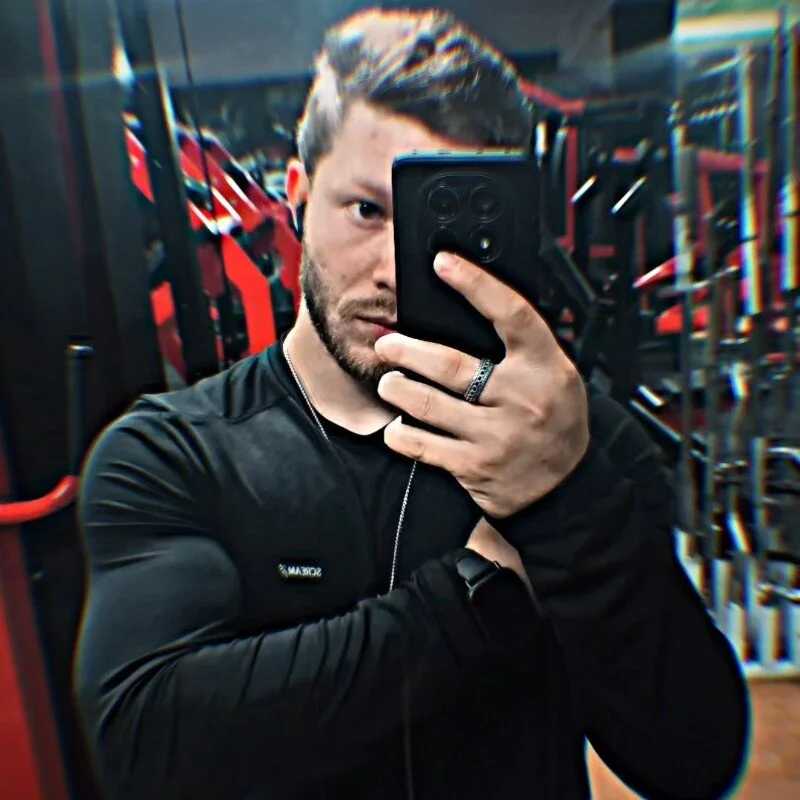 Polaco0009 — FansOnlyX creator profile