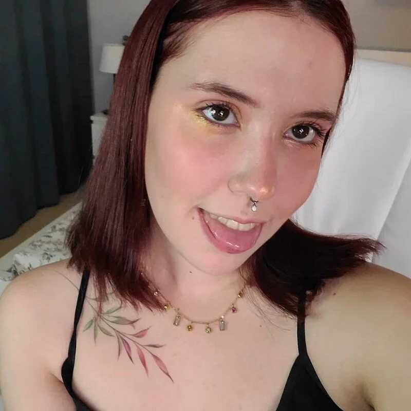 ember_lune — FansOnlyX creator profile