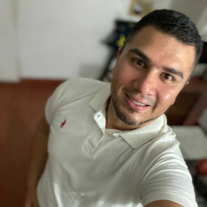 pobcam — FansOnlyX creator profile