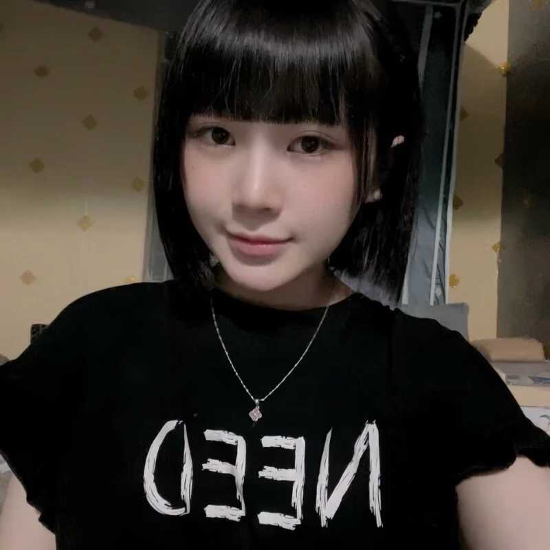 XINTAKUTEE — FansOnlyX creator profile