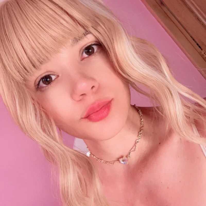 bella_adams_ — FansOnlyX creator profile