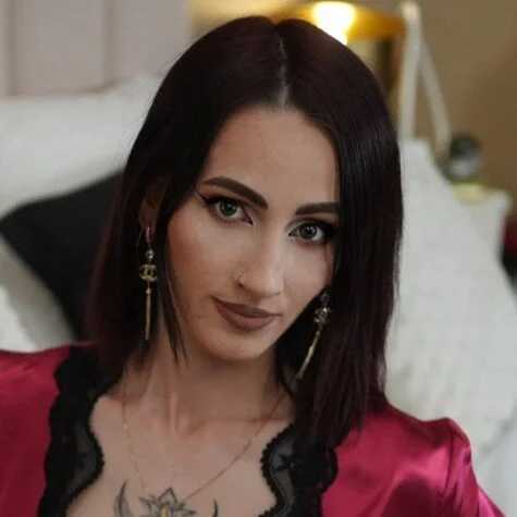 ElizaQueens — FansOnlyX creator profile
