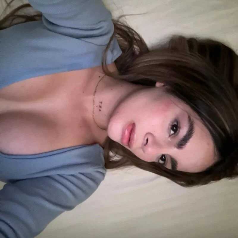 emiss_ — FansOnlyX creator profile