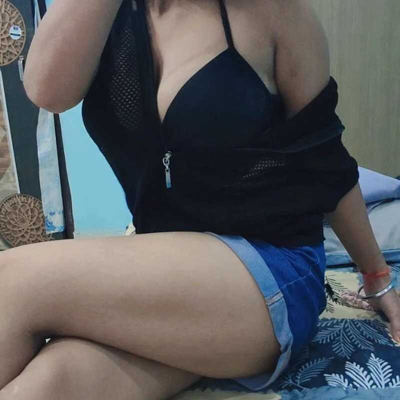 Hottie_vibes — FansOnlyX creator profile