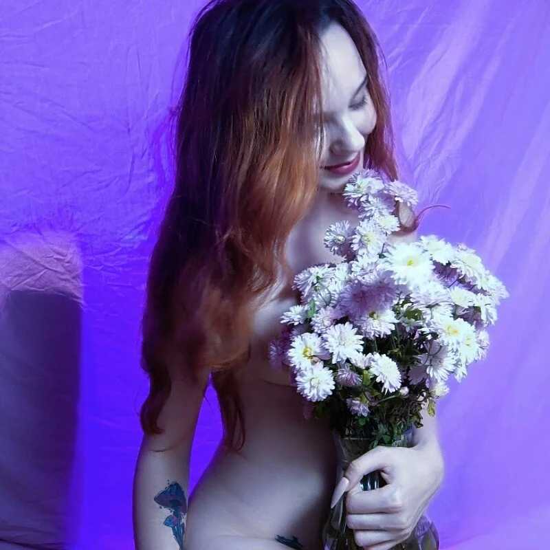 Luna_Reid — FansOnlyX creator profile