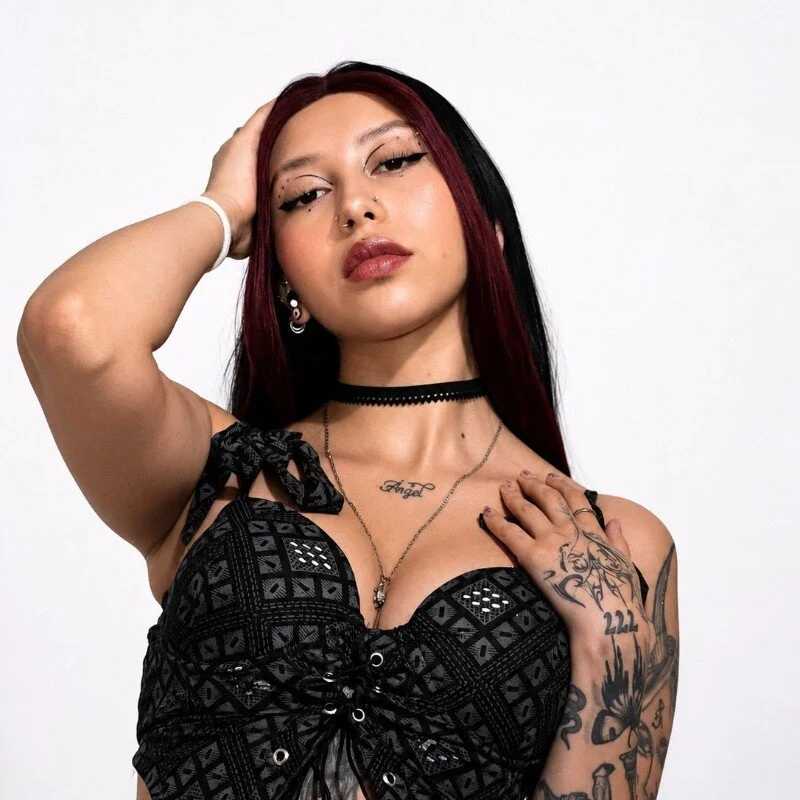 Darkluxxy — FansOnlyX creator profile
