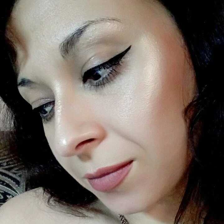 TeasyLana — FansOnlyX creator profile
