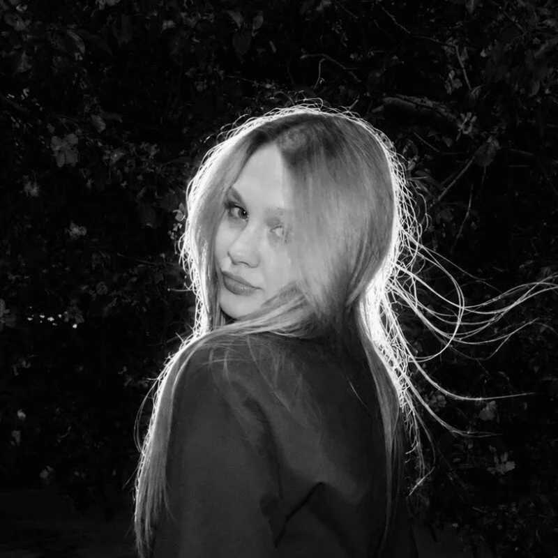 axin_burnell — FansOnlyX creator profile