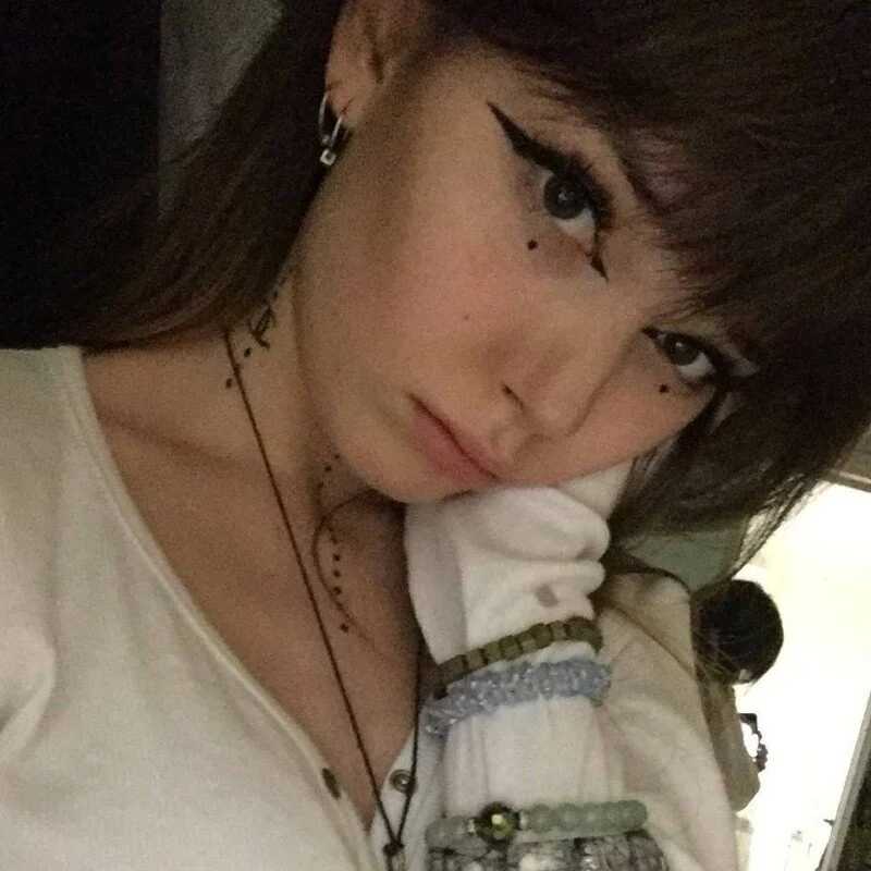 Lisssaura — FansOnlyX creator profile