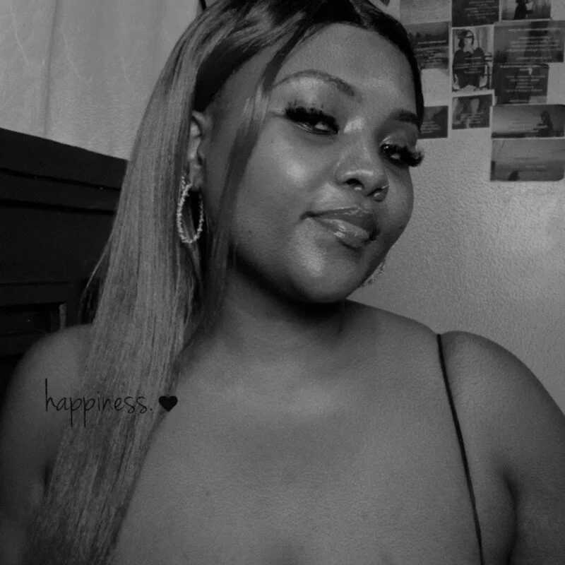 barelyAsecret — FansOnlyX creator profile