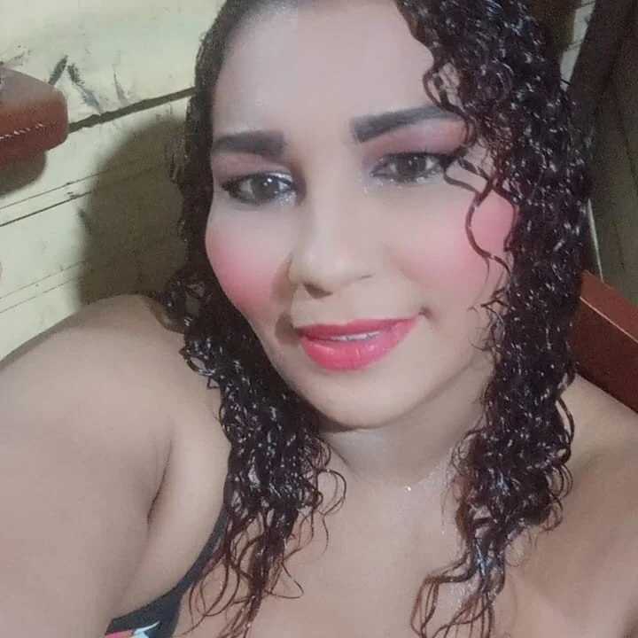 RoxanaQueen_ — FansOnlyX creator profile