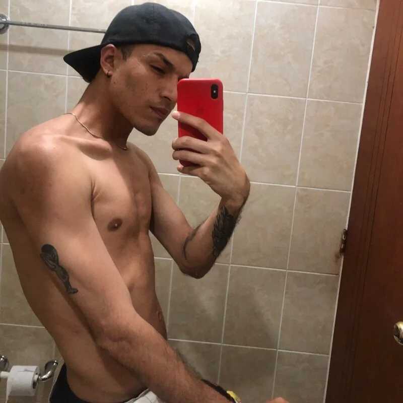 santyrestrepo — FansOnlyX creator profile