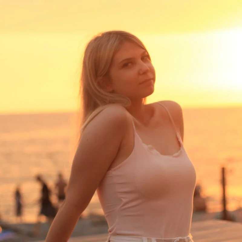 Emilisrose — FansOnlyX creator profile
