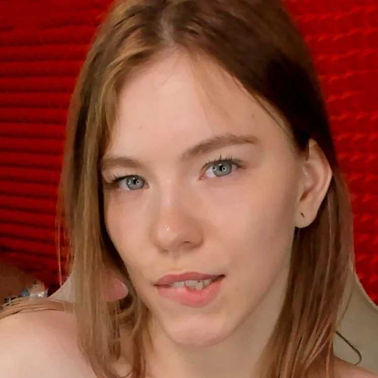 KinsleyHottie — FansOnlyX creator profile