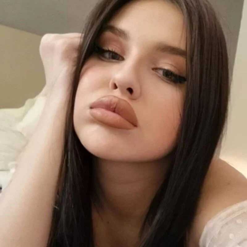 SecretKiraa — FansOnlyX creator profile