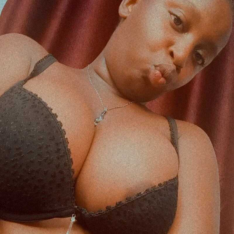 SexytitBobo_ — FansOnlyX creator profile