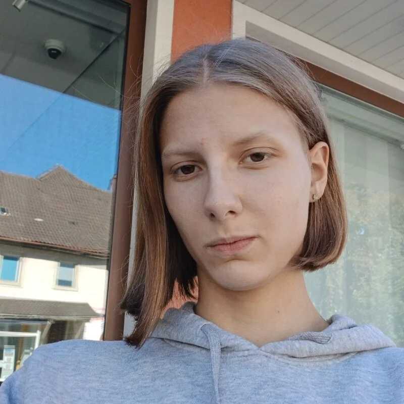carriemausi — FansOnlyX creator profile