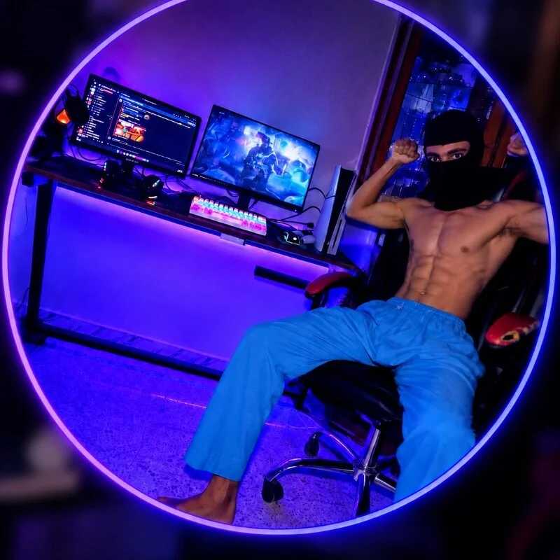 akiratn — FansOnlyX creator profile