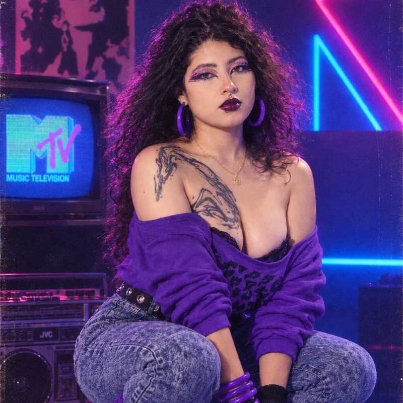 SabrinaV_ — FansOnlyX creator profile