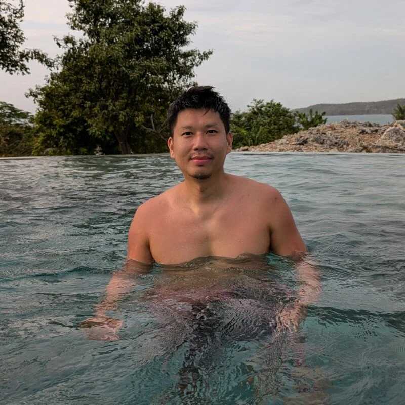 okius — FansOnlyX creator profile