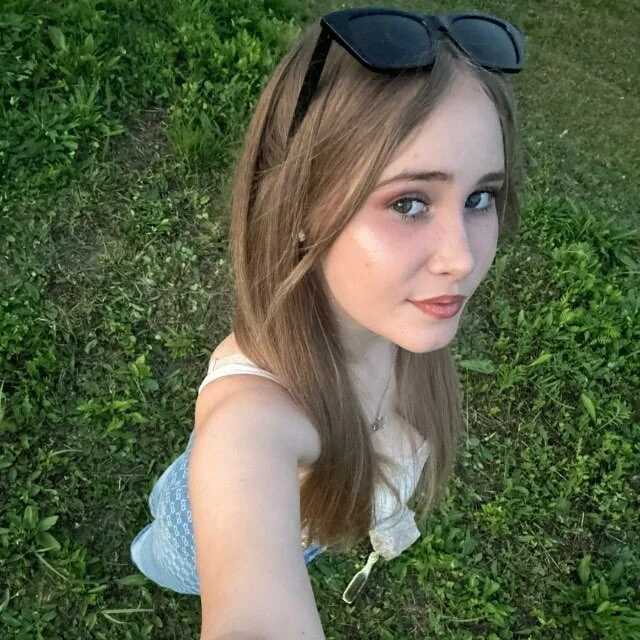 MileyRRoys — FansOnlyX creator profile