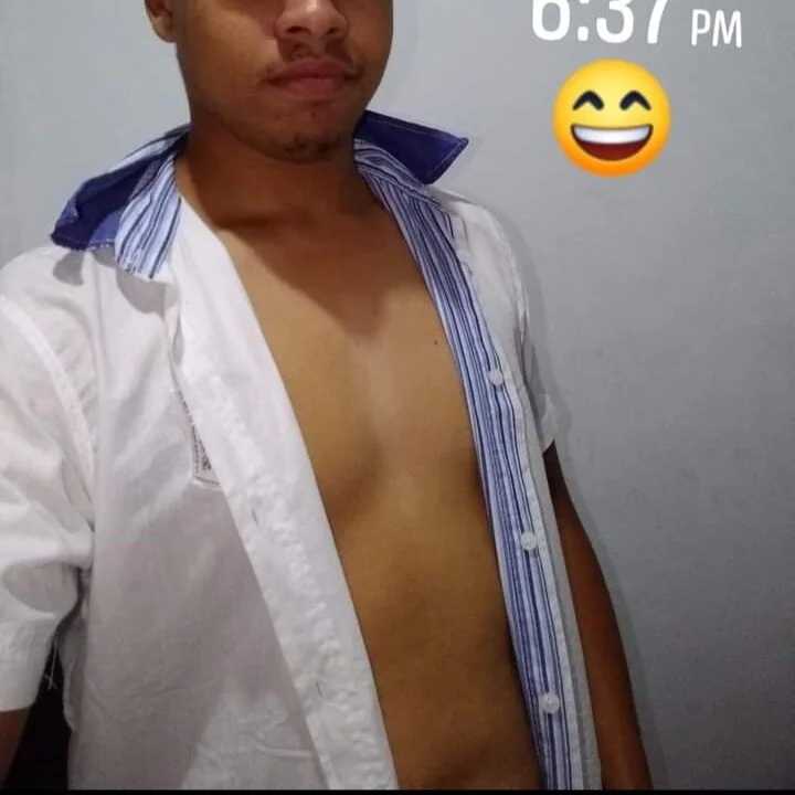 ALEX_19_DOCINHO — FansOnlyX creator profile