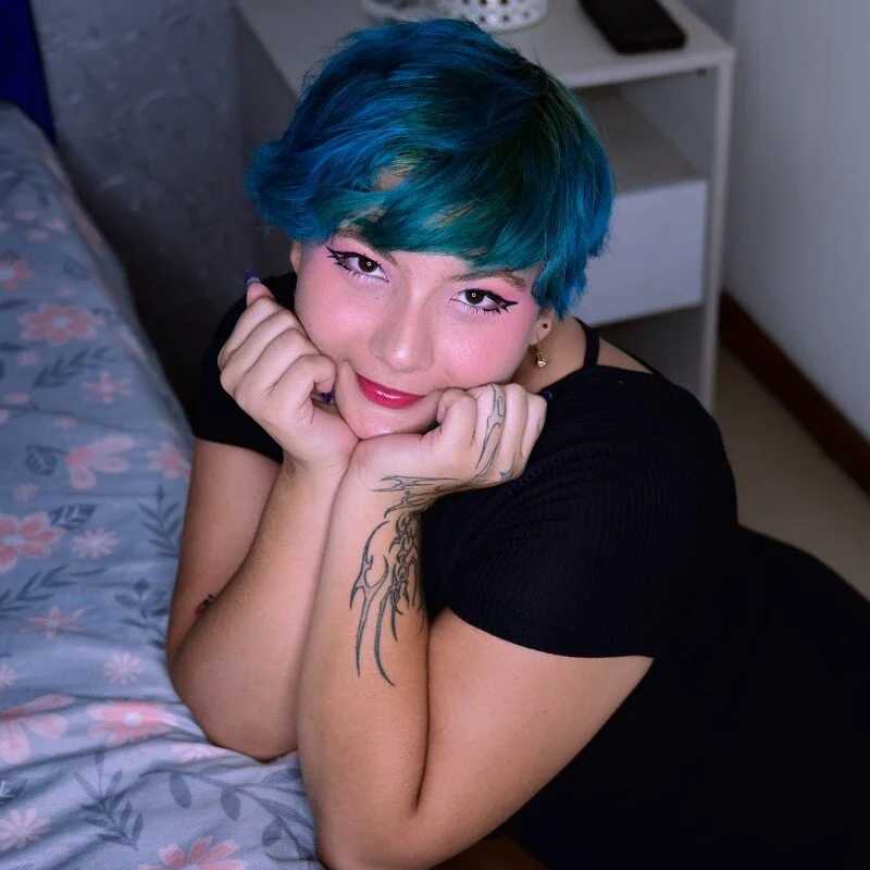 ANGEL_ADDICTED — FansOnlyX creator profile