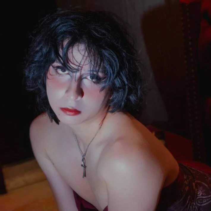 Helena_bat — FansOnlyX creator profile