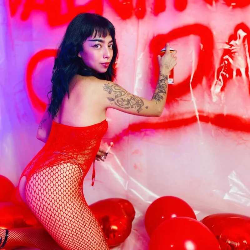 _Ivy_Luna — FansOnlyX creator profile