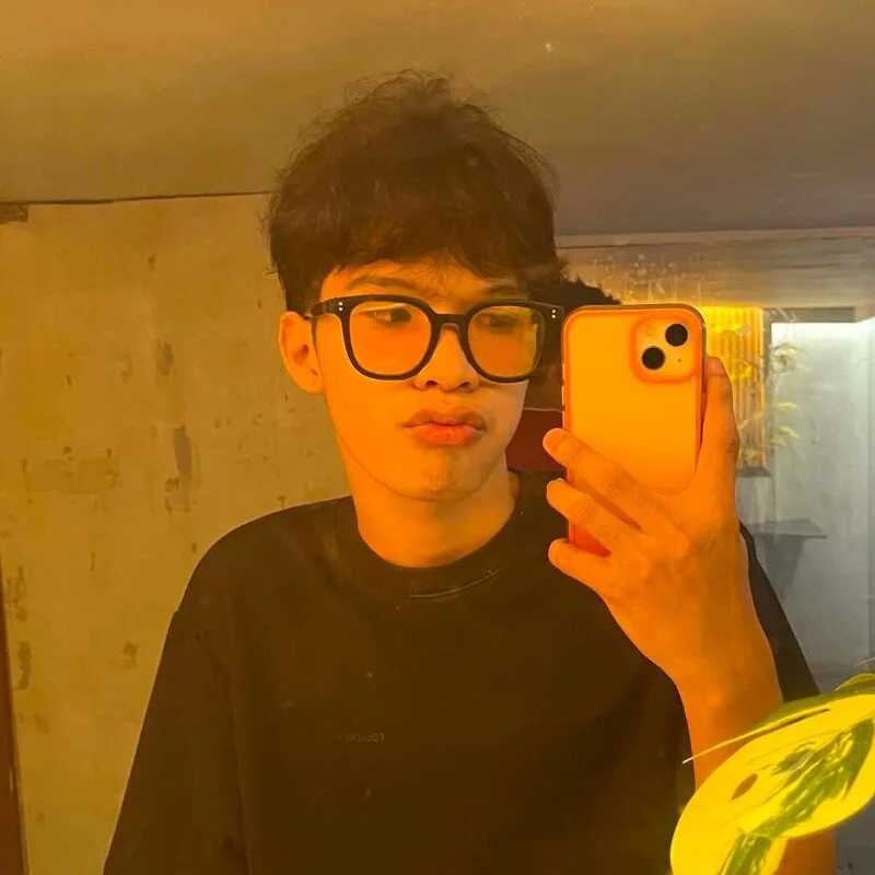 YURI_KUN — FansOnlyX creator profile