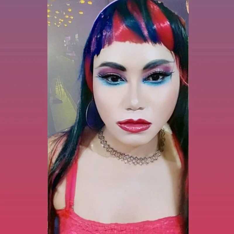 MonaTRANS — FansOnlyX creator profile