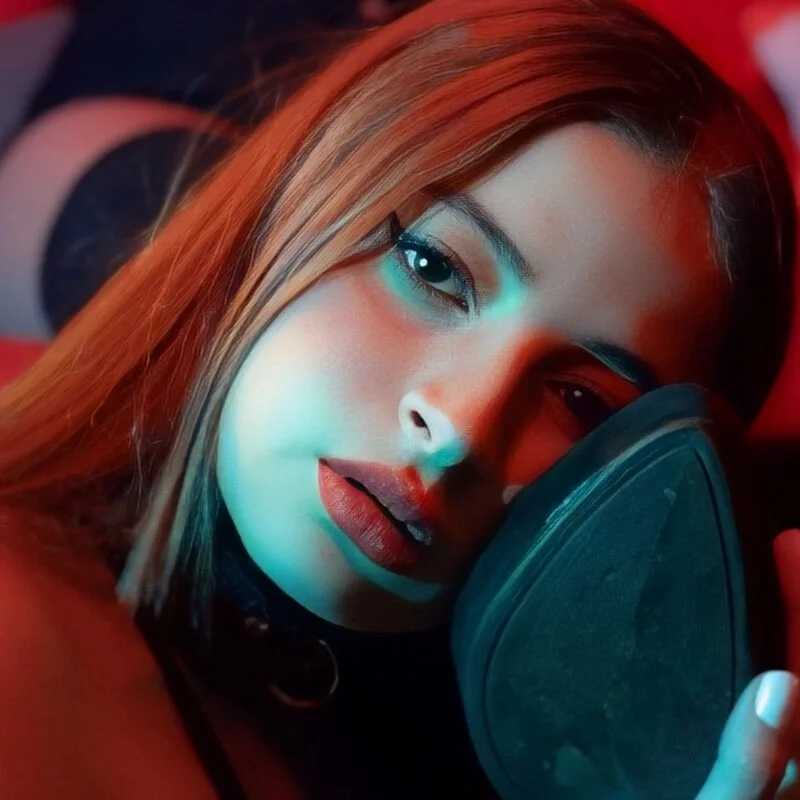 Petite_Claudia — FansOnlyX creator profile