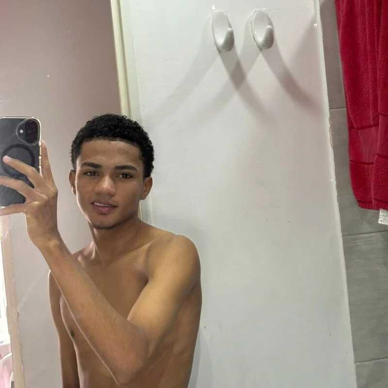 Andres_HoT_11 — FansOnlyX creator profile
