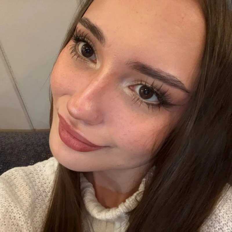 CarmellaSearle — FansOnlyX creator profile