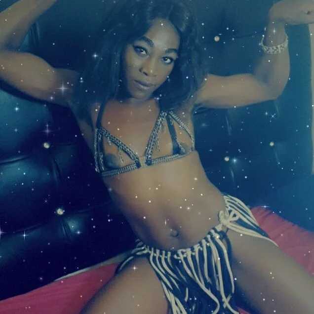 freaky_naughty — FansOnlyX creator profile