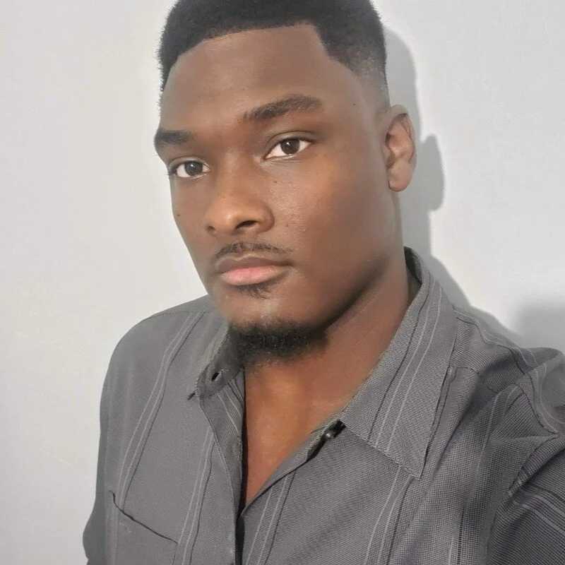 black_robin — FansOnlyX creator profile