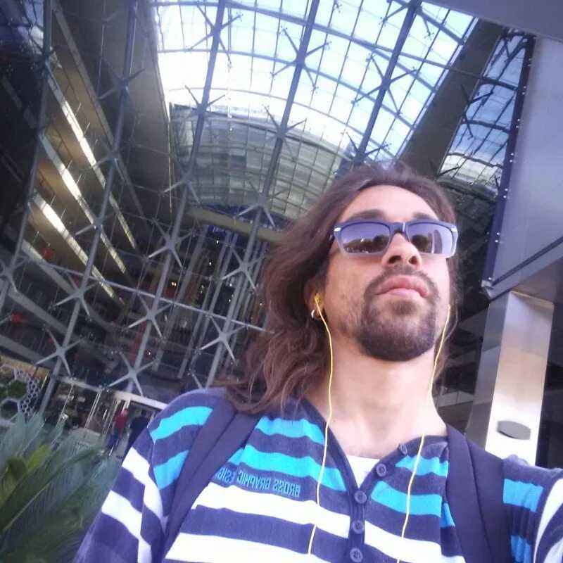 Larry213 — FansOnlyX creator profile