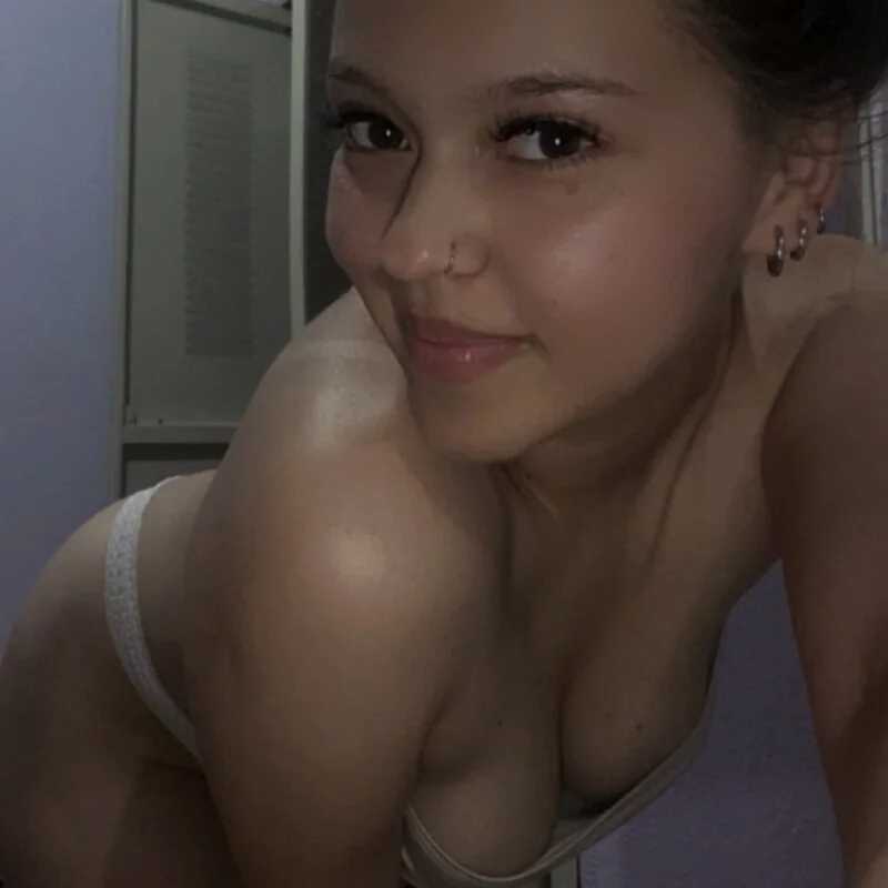 _sophie_sweett — FansOnlyX creator profile