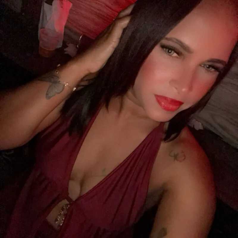 Aimee37 — FansOnlyX creator profile