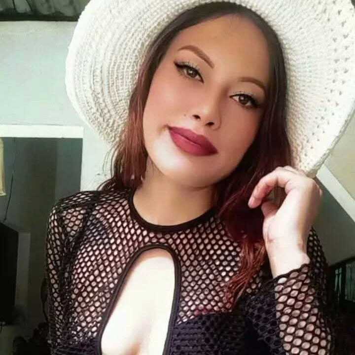 amber_squirtsx — FansOnlyX creator profile