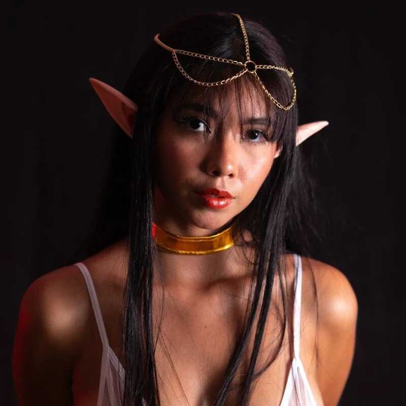 Luna_Roja26 — FansOnlyX creator profile