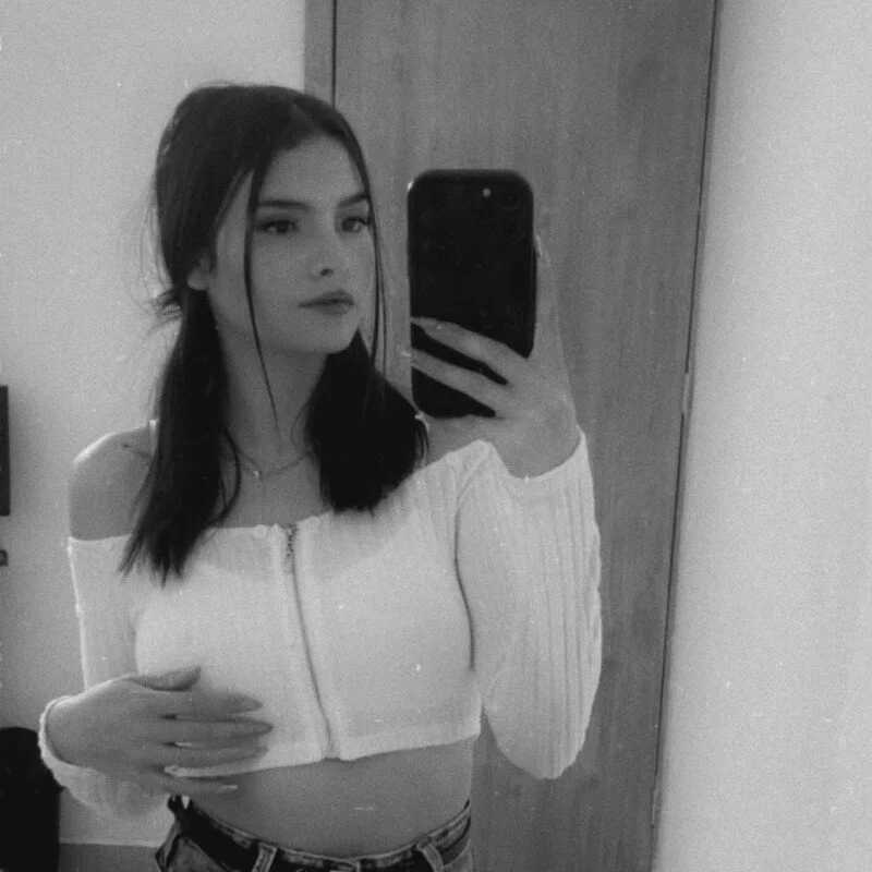 emmavee20 — FansOnlyX creator profile