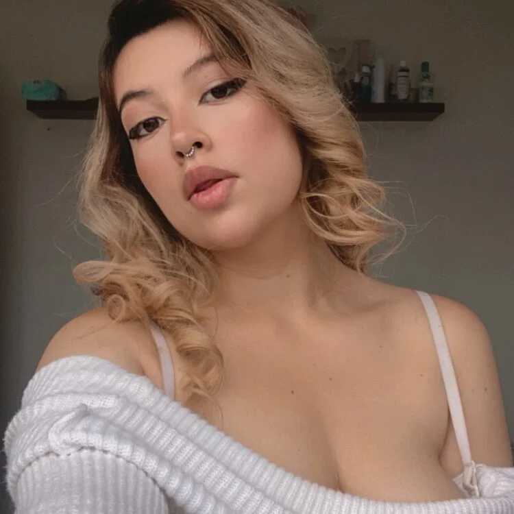 Blair_Bunnyy — FansOnlyX creator profile