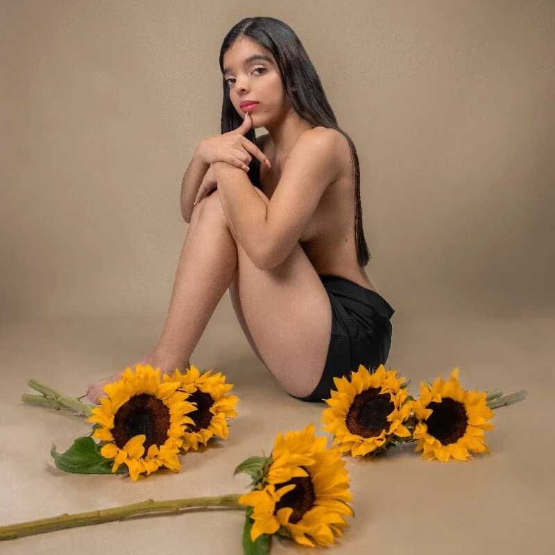 Thalia_parkerr_ — FansOnlyX creator profile