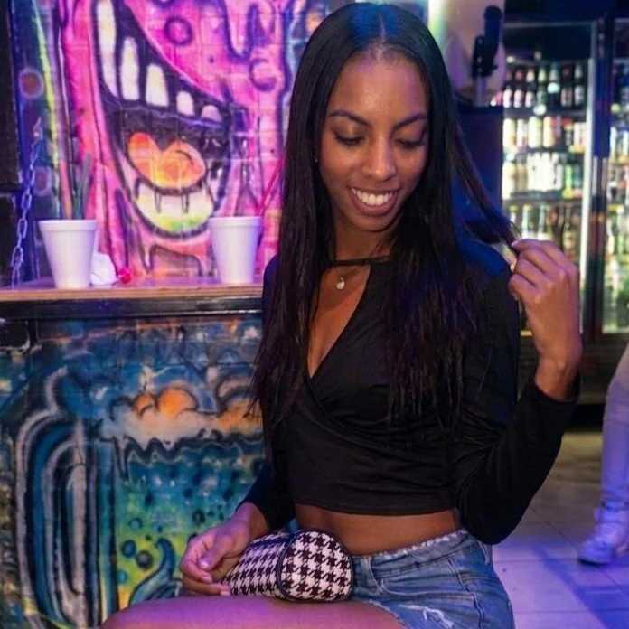 JessicaEbony — FansOnlyX creator profile