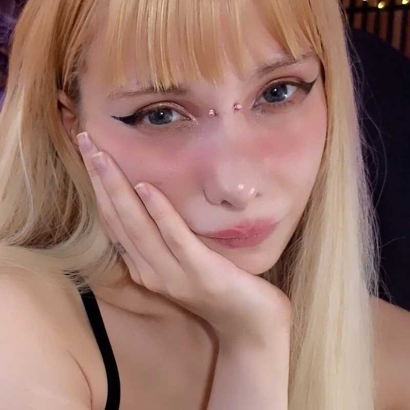 cherrie_bite — FansOnlyX creator profile